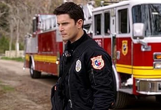 Кадры из сериала 9-1-1: Одинокая звезда 1 сезон