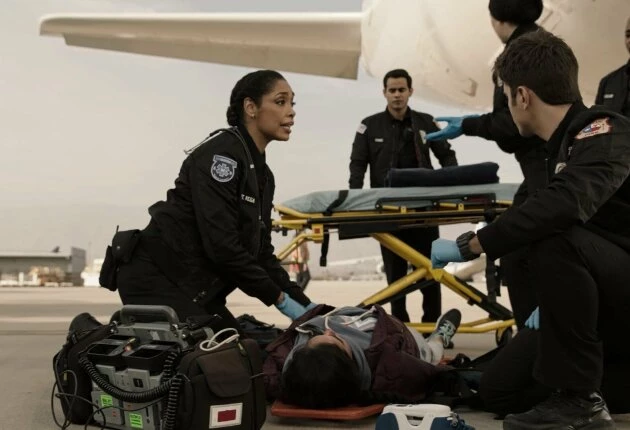 Кадры из сериала 9-1-1: Одинокая звезда 2 сезон